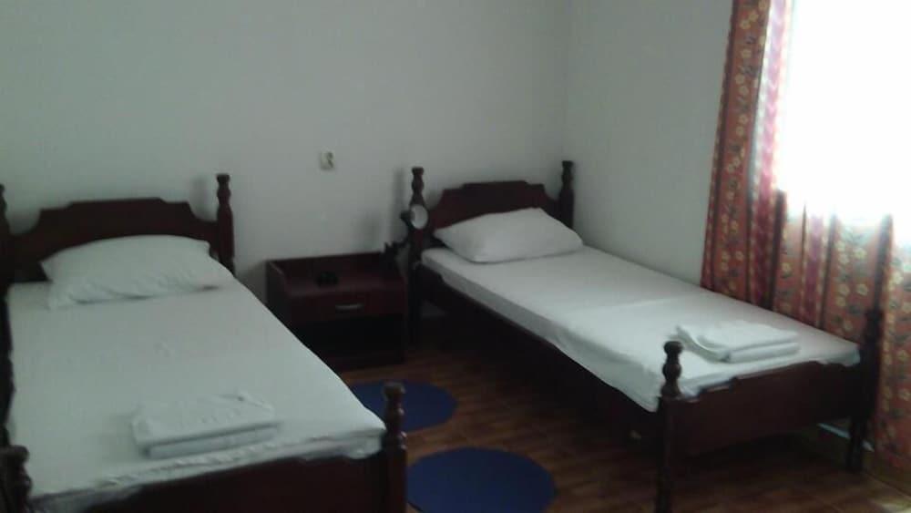 Hotel Evropa Podgorica Eksteriør billede