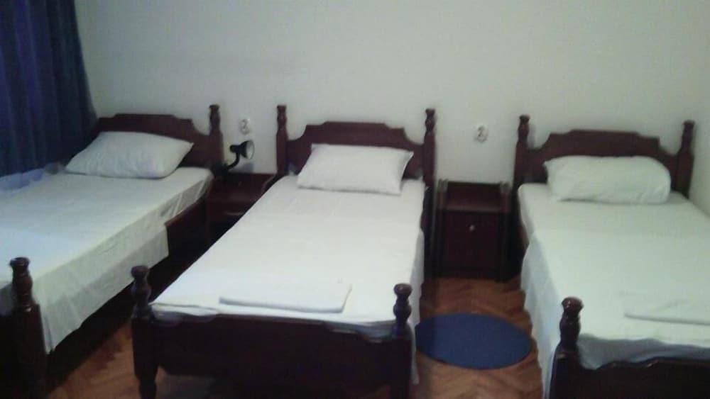 Hotel Evropa Podgorica Eksteriør billede